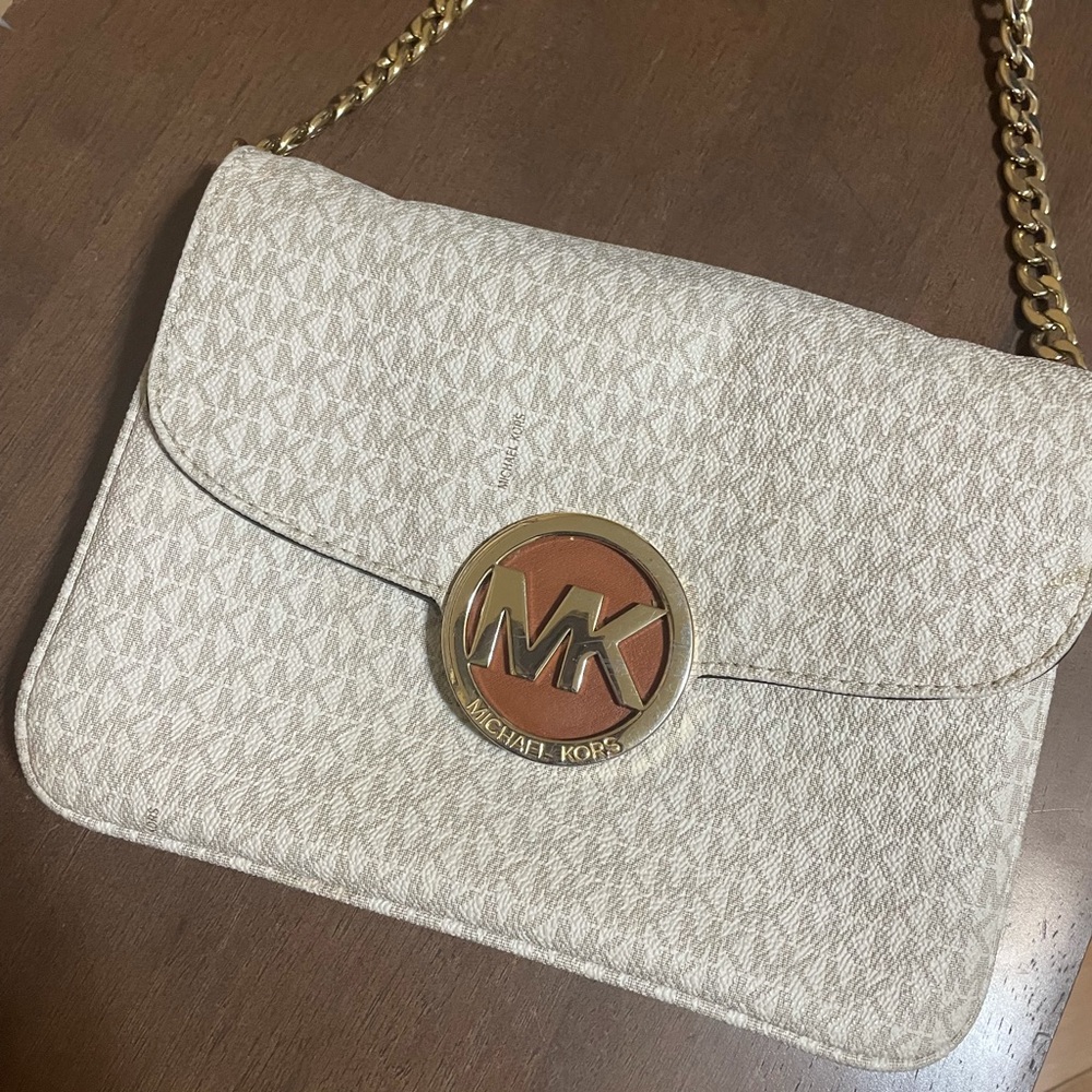Michael Kors Crossbody Purse